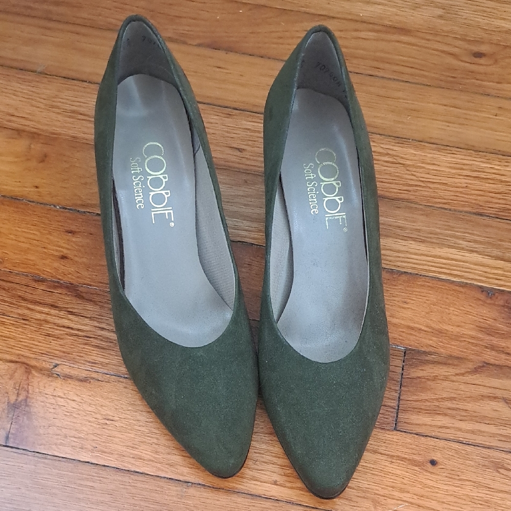 Vintage Pumps 8/24